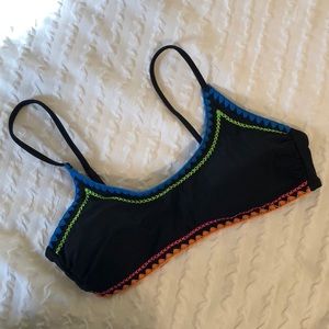 LAST CHANCE Embroidered bikini top